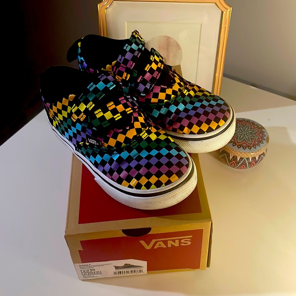Great condition rainbow checker vans for toddler in size 9